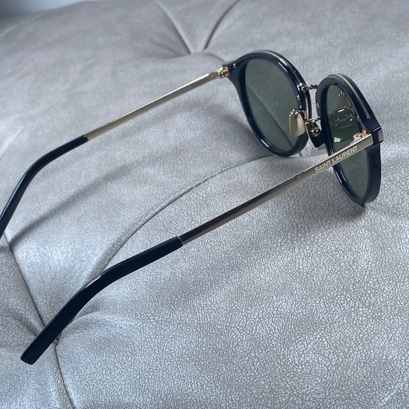 Yves Saint Laurent Black Round Sunglasses - Picture 7 of 15